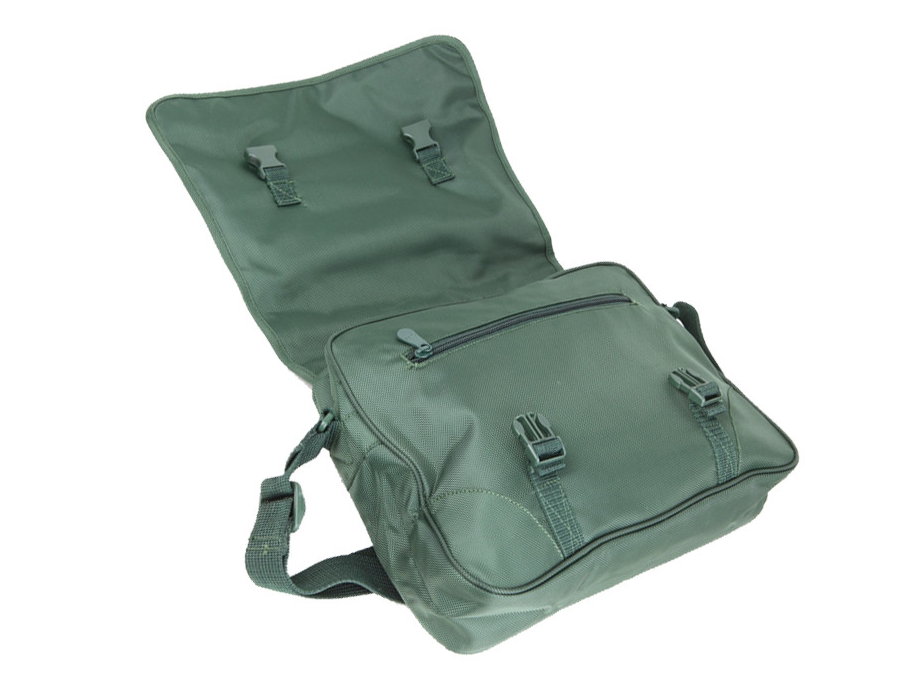 包邮配发正品07挎包黑色户外单肩背包男军迷包军绿色挎包男战术包