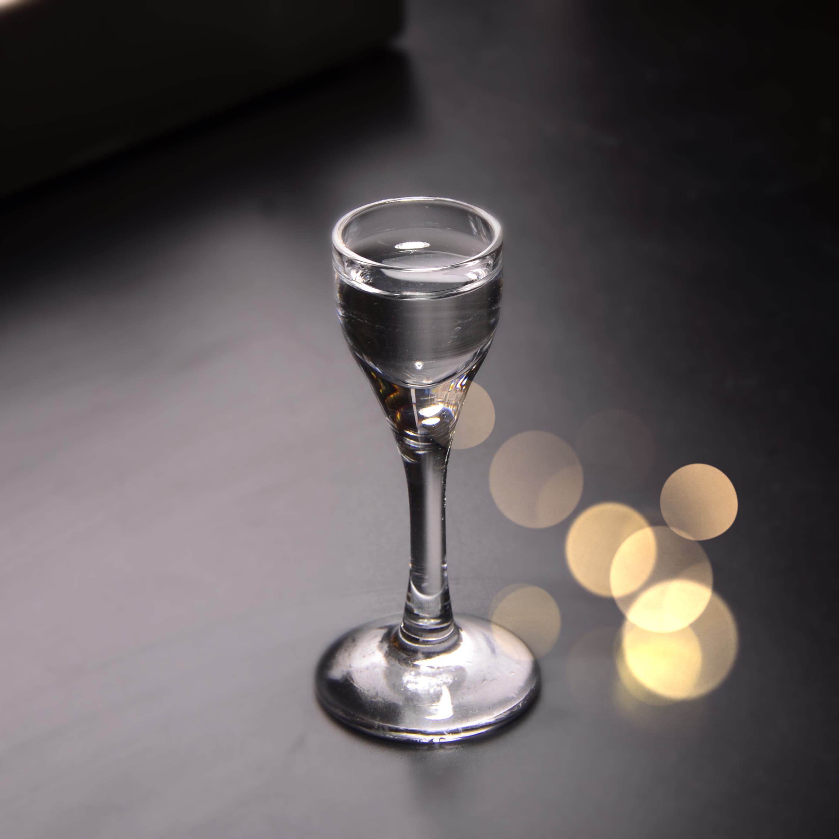 精品白酒杯小酒杯烈酒杯高脚小酒杯水晶玻璃一口杯10ml5ml酒店用