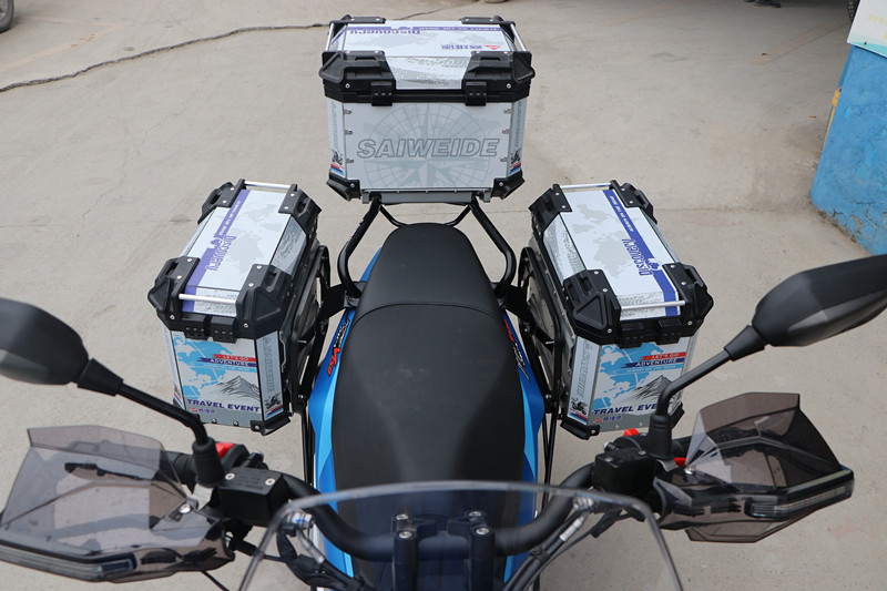 适用于踏板车力帆kpv150边箱lf150t8铝合金三箱尾箱支架摩托车尾箱