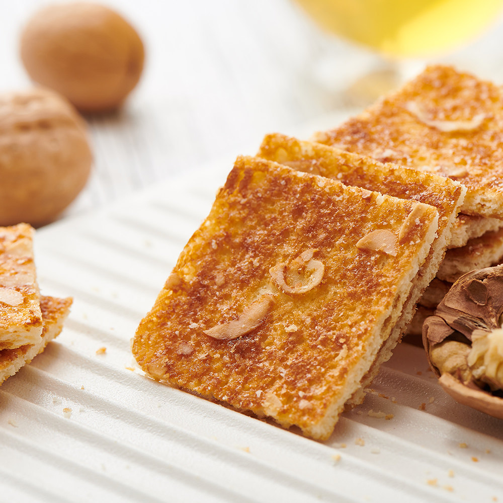 好吃点饼干礼盒香脆核桃饼800g超值零食大礼包早餐下午茶散装小包