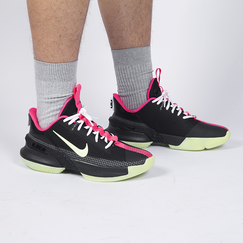 nikeambassadorxiiilbj詹姆斯使节13男气垫篮球球鞋