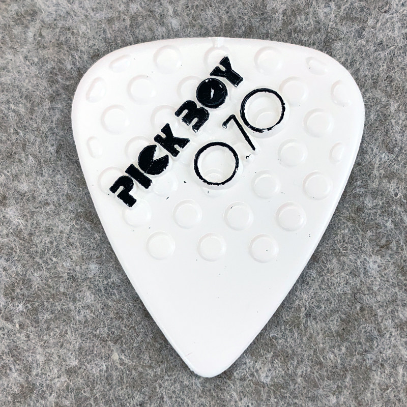 日本pickboygpcer黑白凸点防滑吉他拨片电木民谣拨片