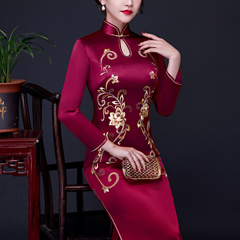 旗袍妈妈婚宴长袖喜婆婆婚礼真丝礼服改良刺绣旗袍