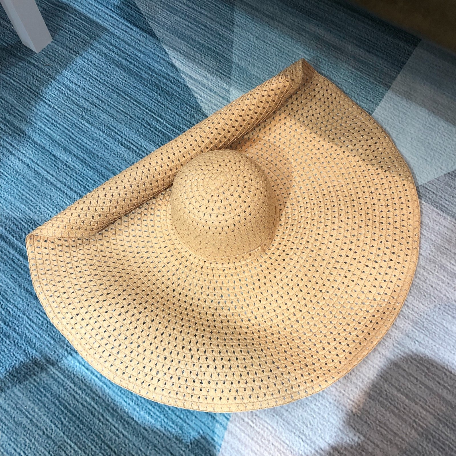 镂空超大帽檐造型草编草帽夏天防晒海边沙滩帽子