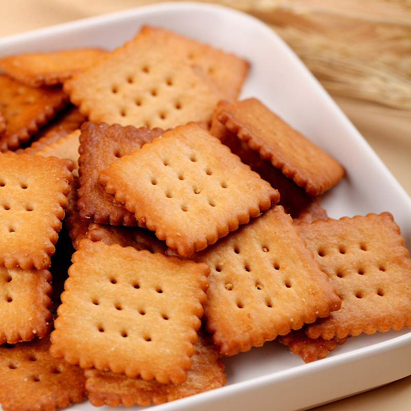 饼干河马薄脆方形海盐牛奶味小网红办公室休闲薄脆饼干