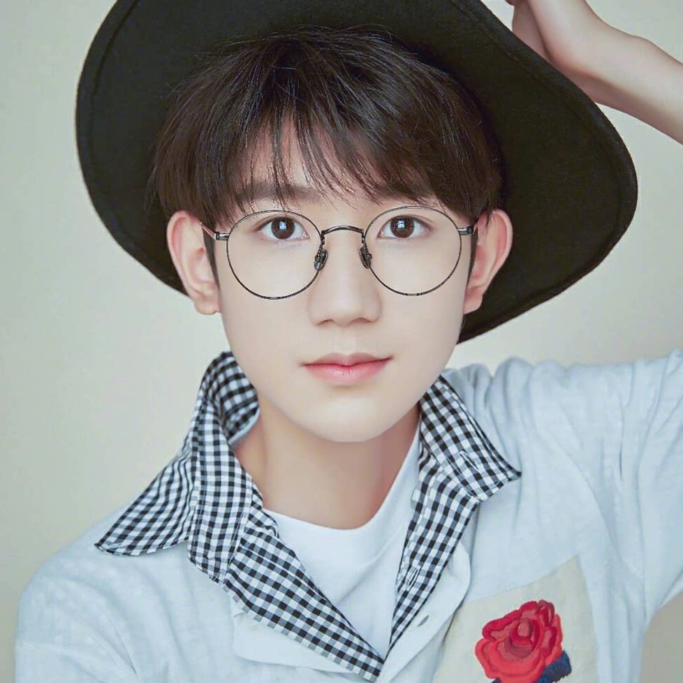 明星真人可爱王源钻石tfboys十字绣砖石小幅儿童十字绣套件