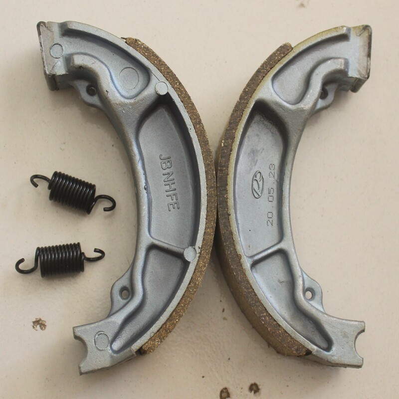 新大洲本田125-65太子电喷后面刹车片鼓刹摩托车配件刹车片