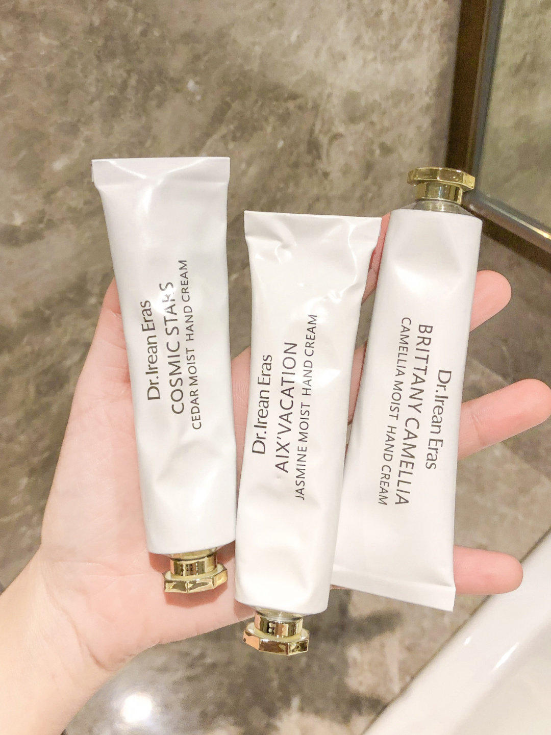 好闻飞起dr.lrean艾琳护手美白清爽保湿嫩白补水护手霜