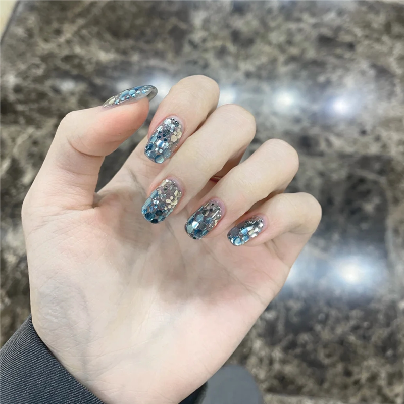 手工美甲指甲贴片光疗成品定做渐变亮片显白美甲工具