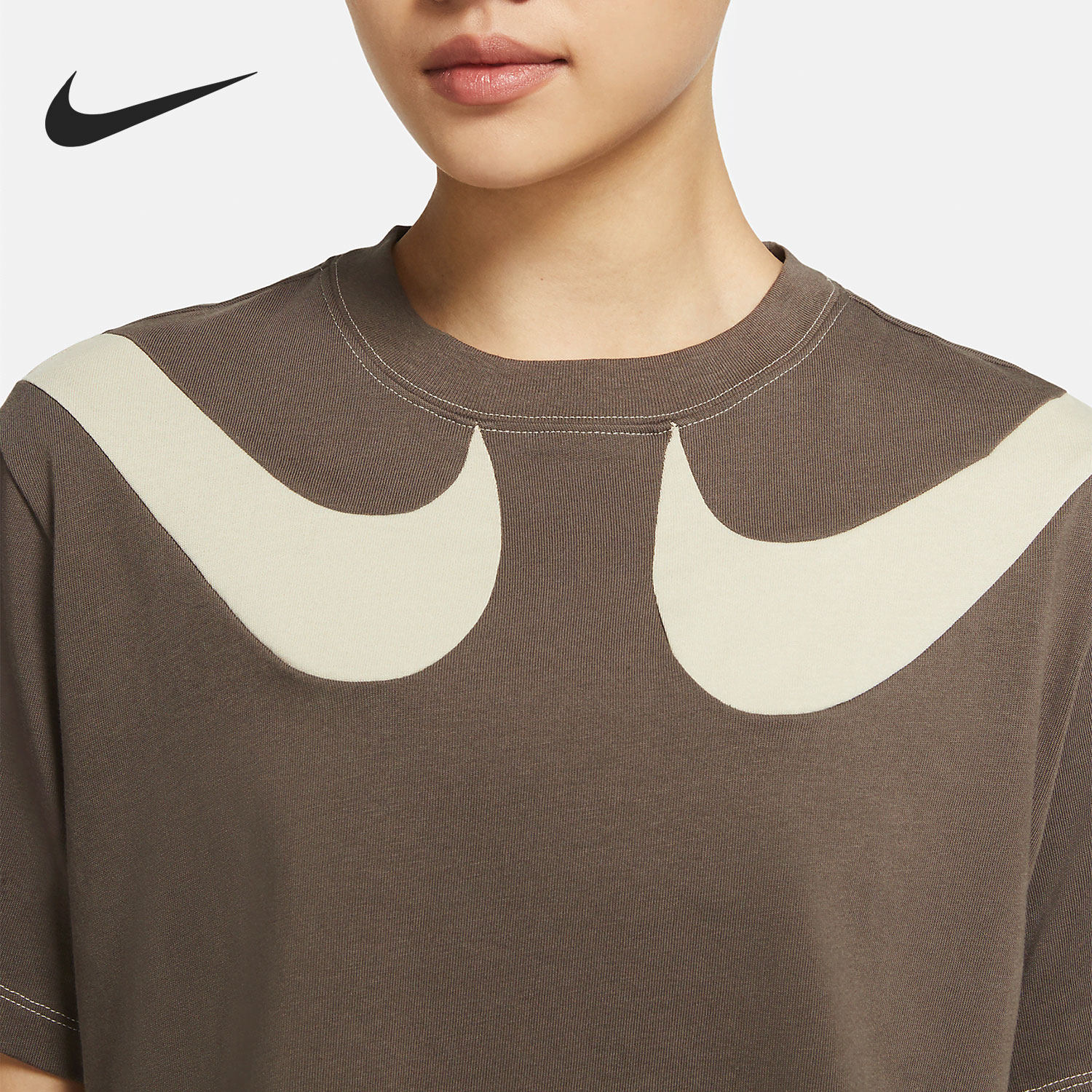 nike耐官方克正品swoosh女子短款宽松运动短袖运动t恤