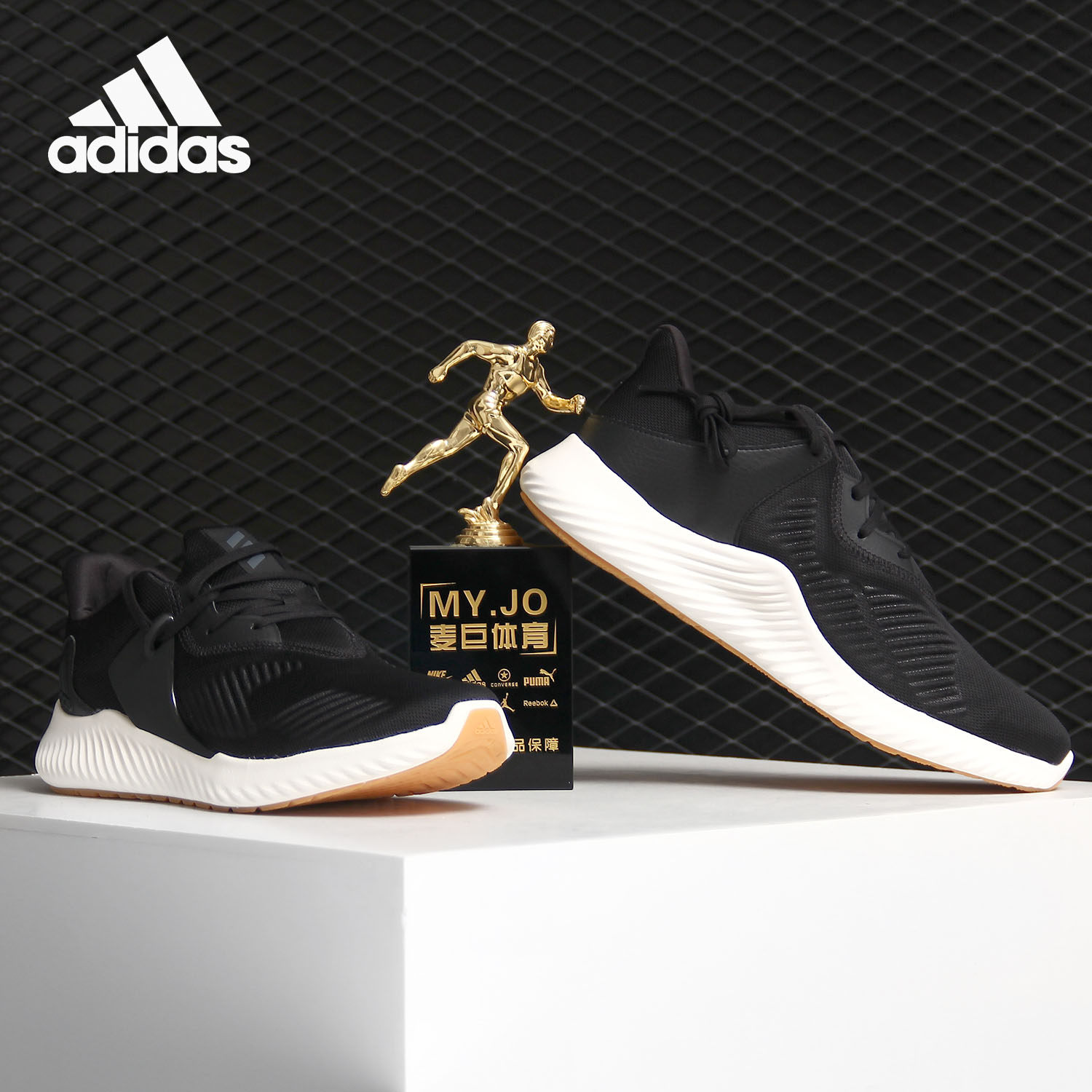 adidas阿迪达斯正品冬季新品男子阿尔法bounce运动跑步跑步鞋