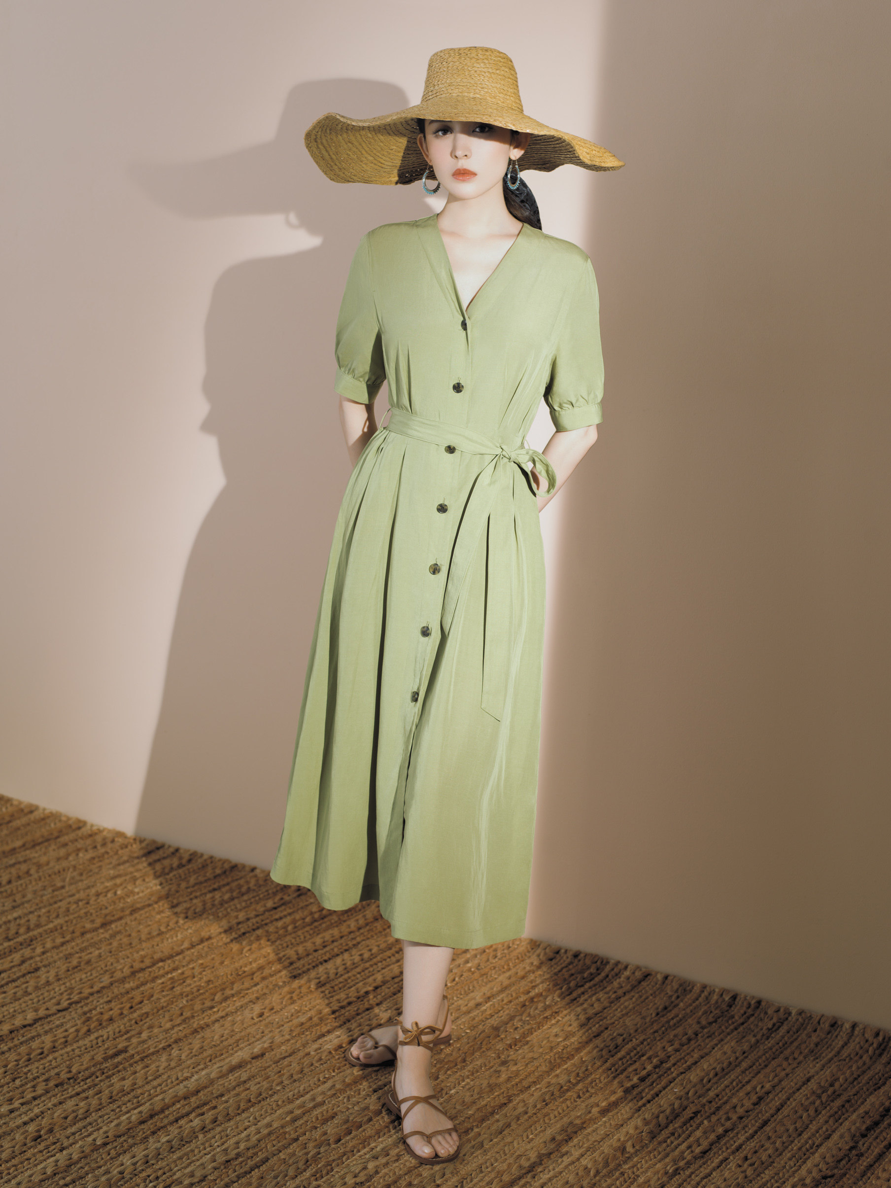 明星古力娜扎同款绿色连衣裙女夏2020连衣裙