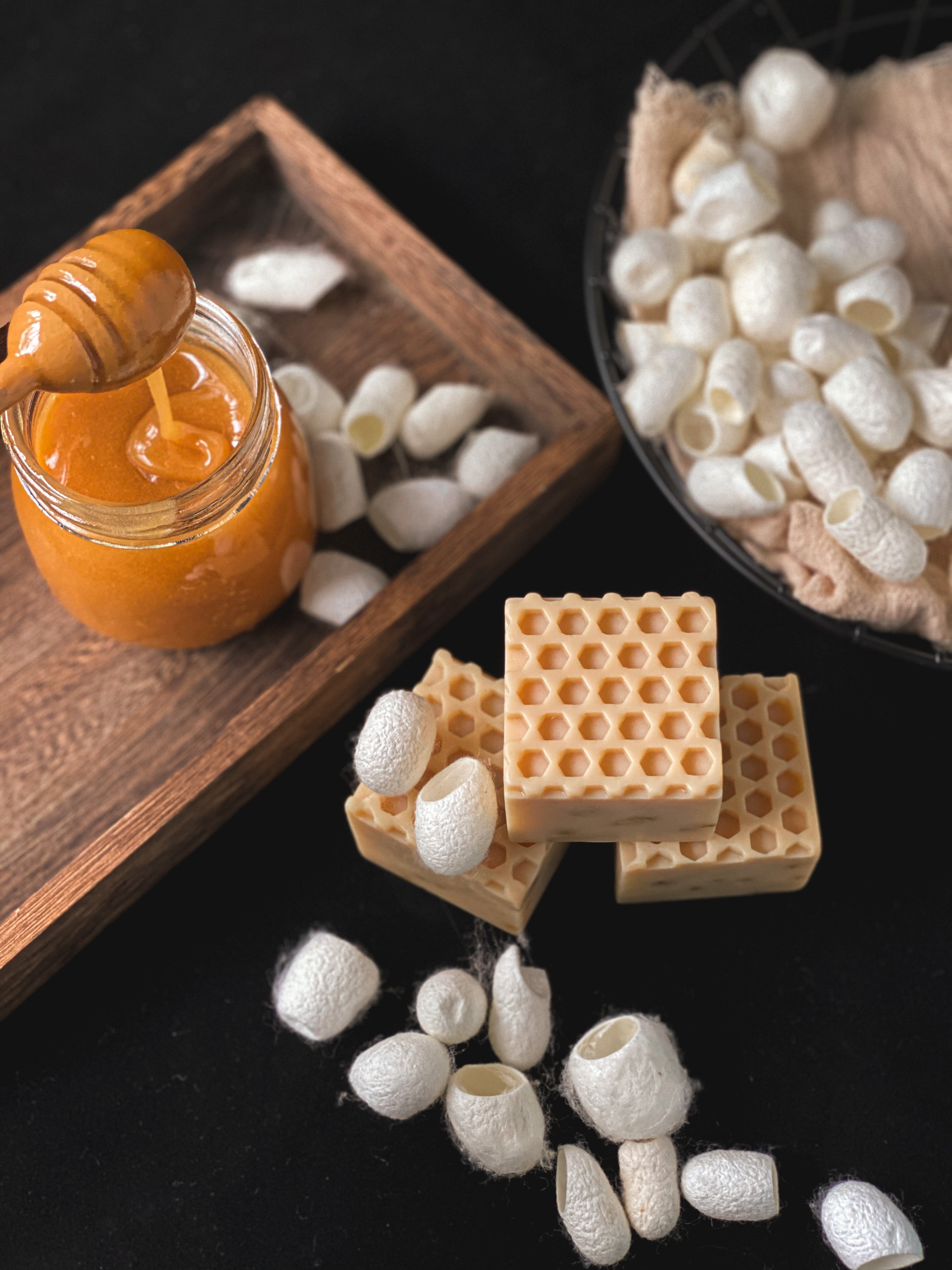 中通快递包邮许愿骨手工冷制皂小蚕丝蜂蜜焕颜手工皂