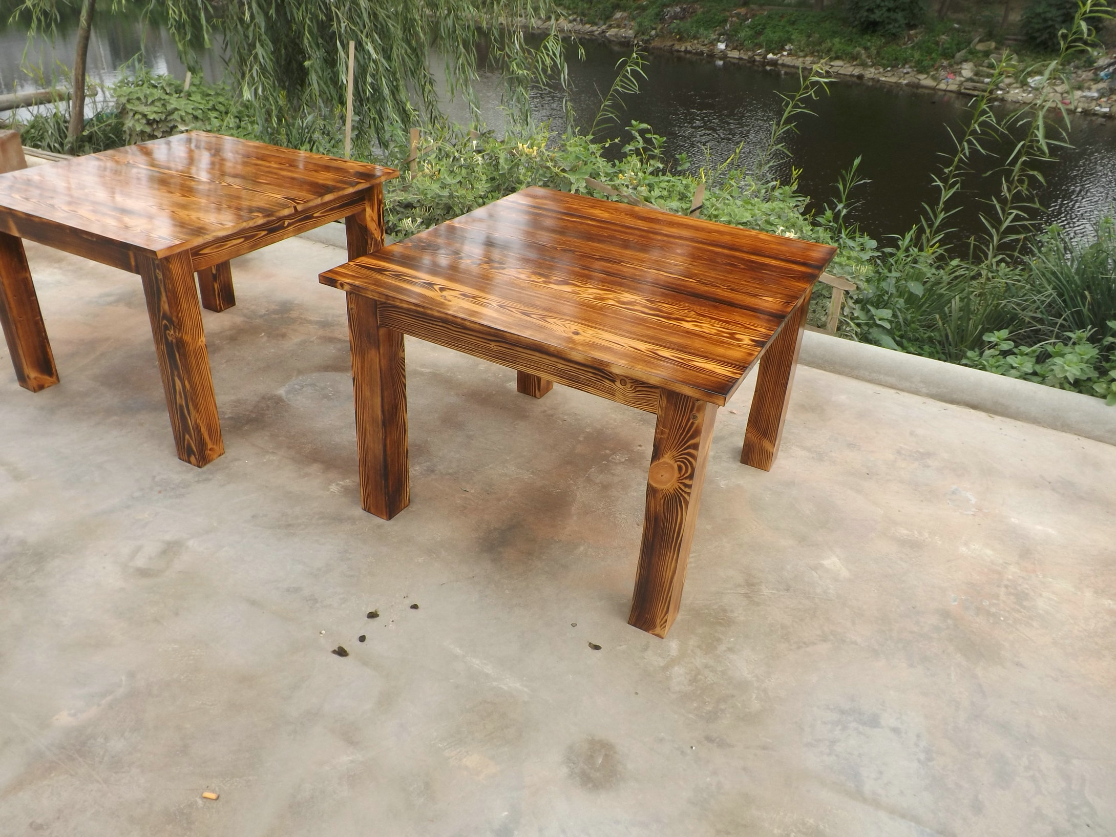 方桌新款实木餐桌火烧碳化木休闲桌打牌桌饭店实木餐桌