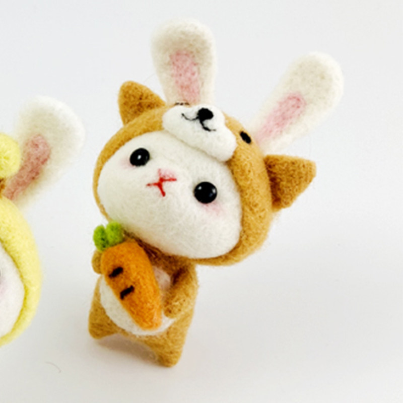羊毛毡戳戳乐手工制作diy小兔子材料包送男友柯基简单钥匙挂件