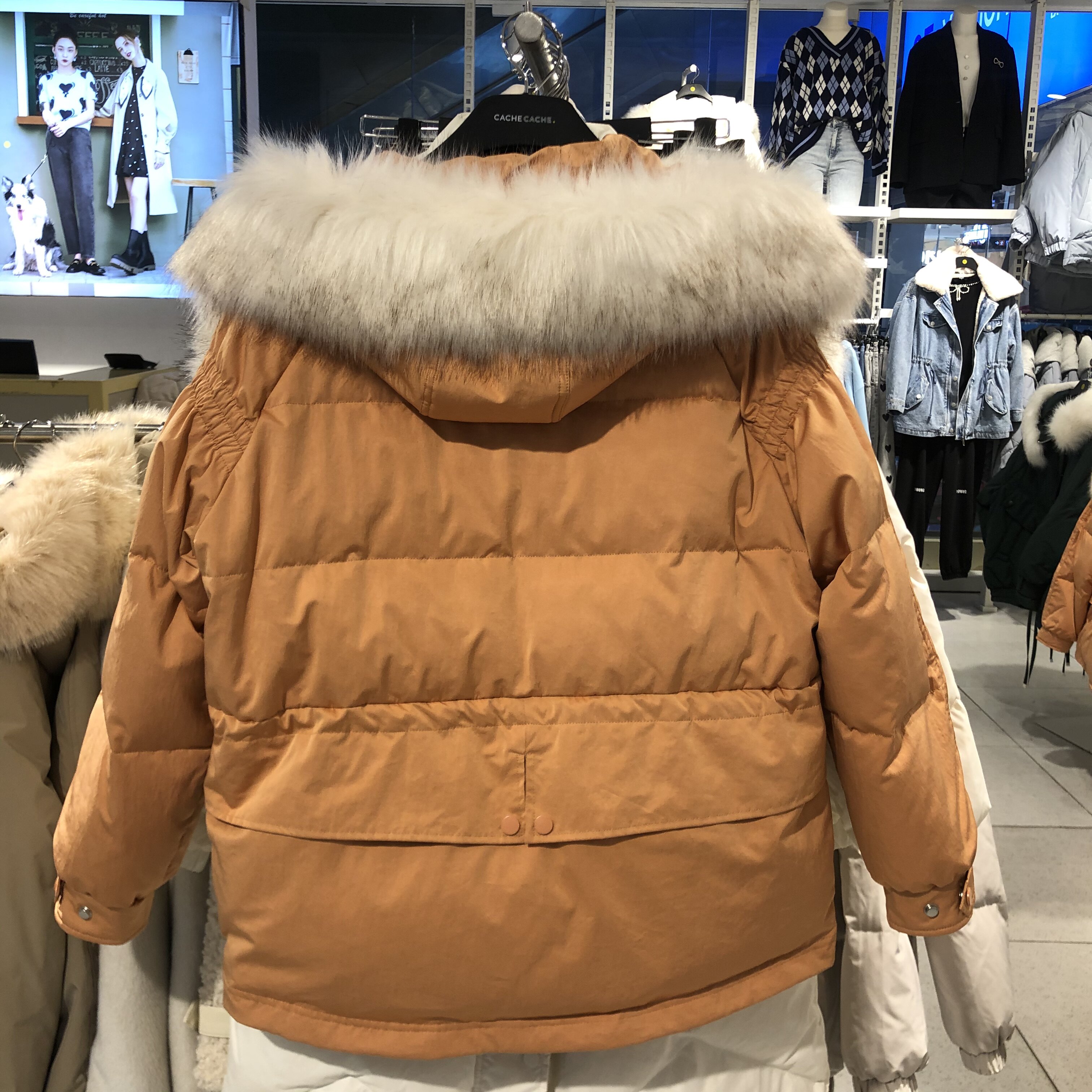 cachecache羽绒服2021新款宽松松显瘦大口袋短款外套棉衣