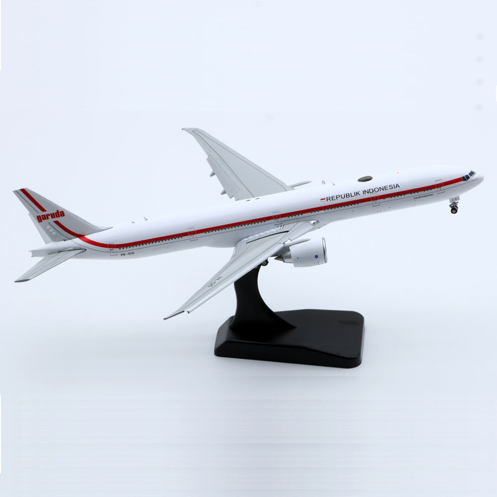 lh4202a飞机模型鲁达航空b777300erpkgig襟翼飞机模型