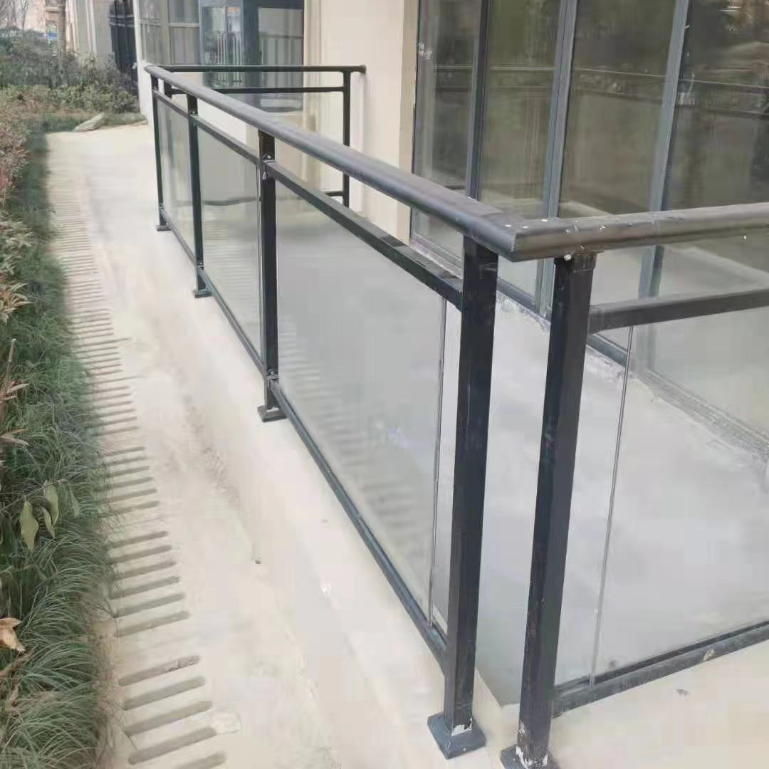 阳台镀锌护栏白色烤漆露台栏杆平台扶手成都护栏