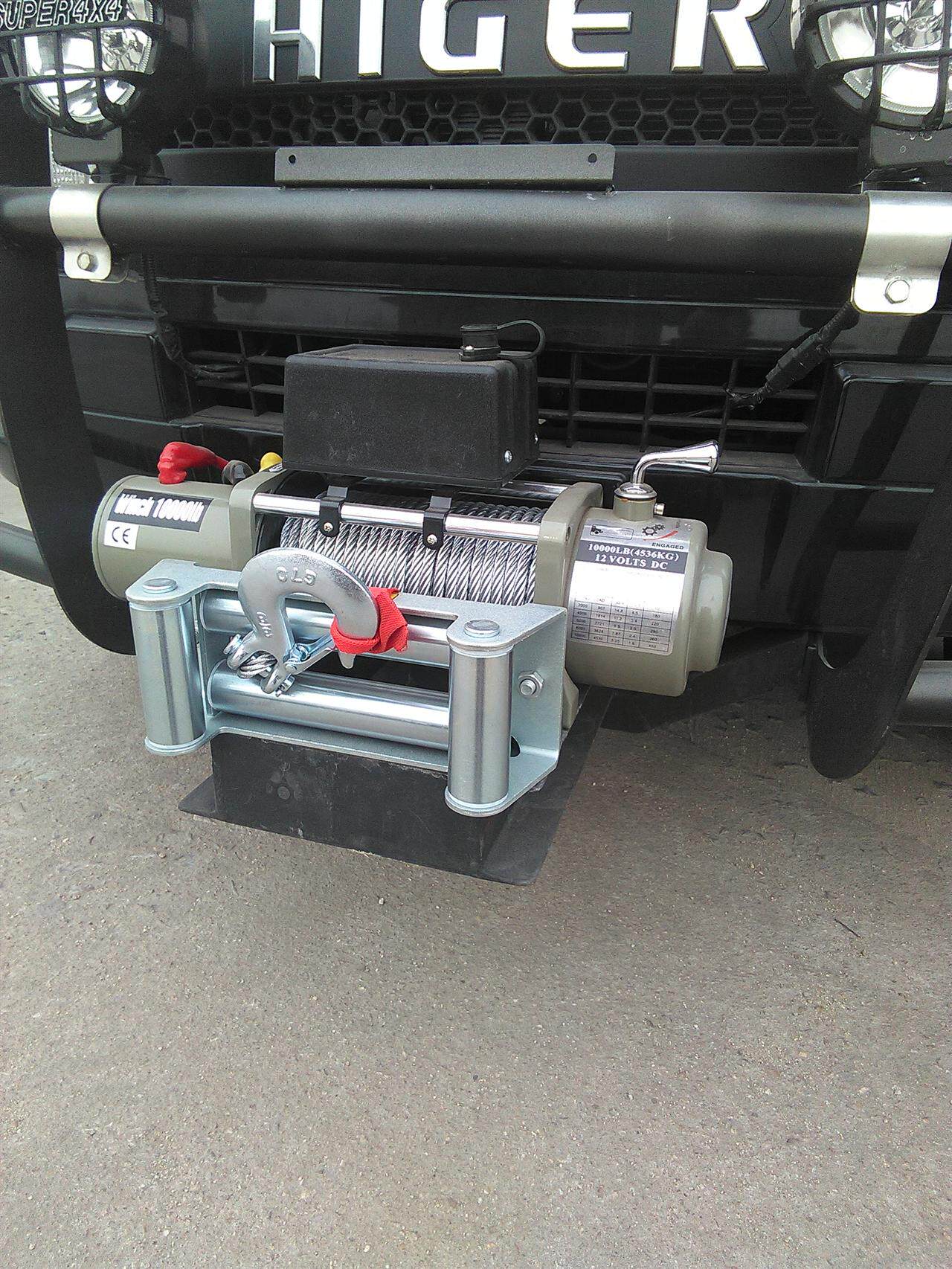 绞盘切诺基电动10000lb拖车吊滑车