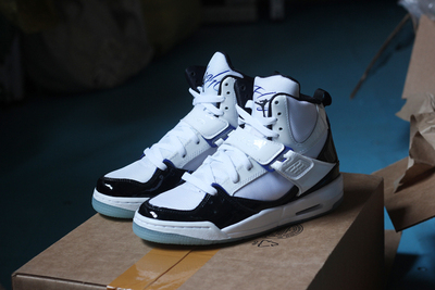 现货 air jordan flight 45女子休闲康扣高帮大魔王篮球鞋 dc2600