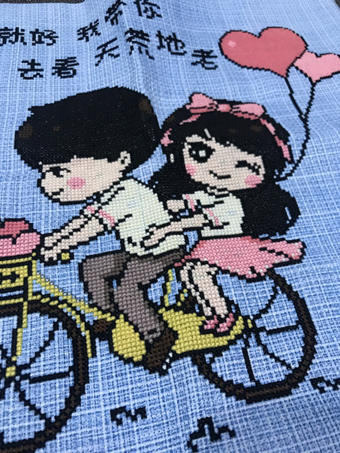 抱枕手工十字绣成品枕套汽车枕头温馨爱情单车十字绣成品