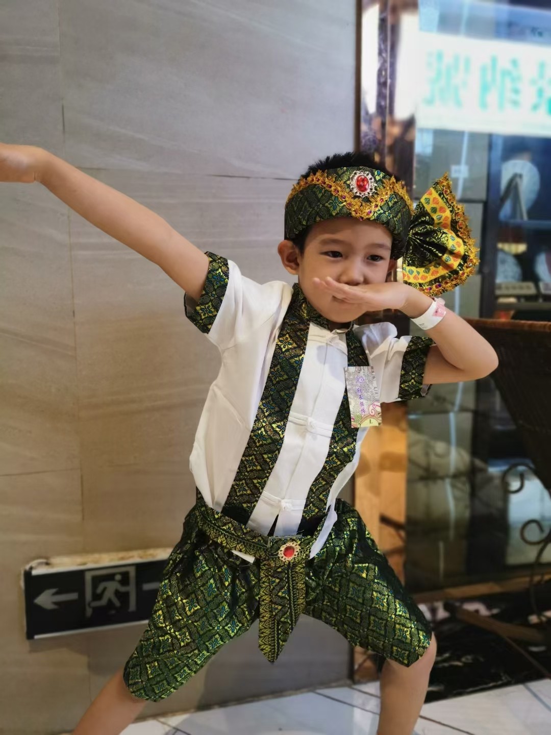 傣族云南西双版纳新款泰国儿童童男服装泼水节服饰民族服装