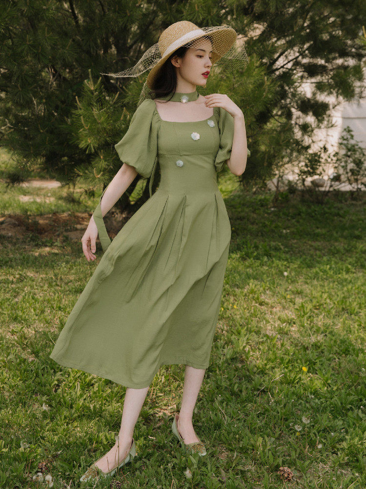 法式牛油温柔女裙仙女连衣裙绿色别致甜可古可连衣裙