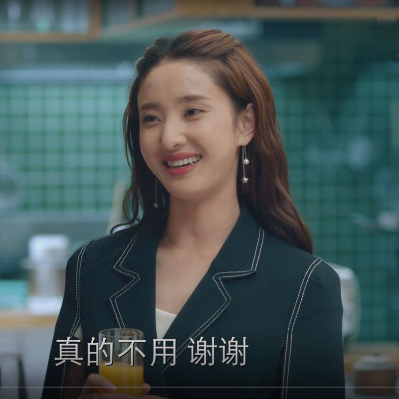 2021秋装新谁说我结不了婚许芳铱丁诗雅同款黑色双排扣中长款斗篷