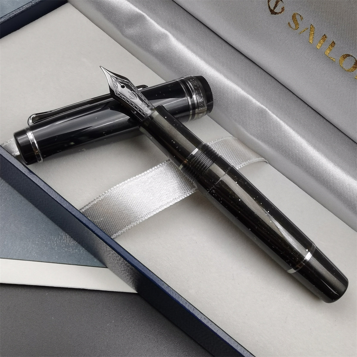 日本写乐sailor仓敷兔子限定备前长船小太刀14k钢笔