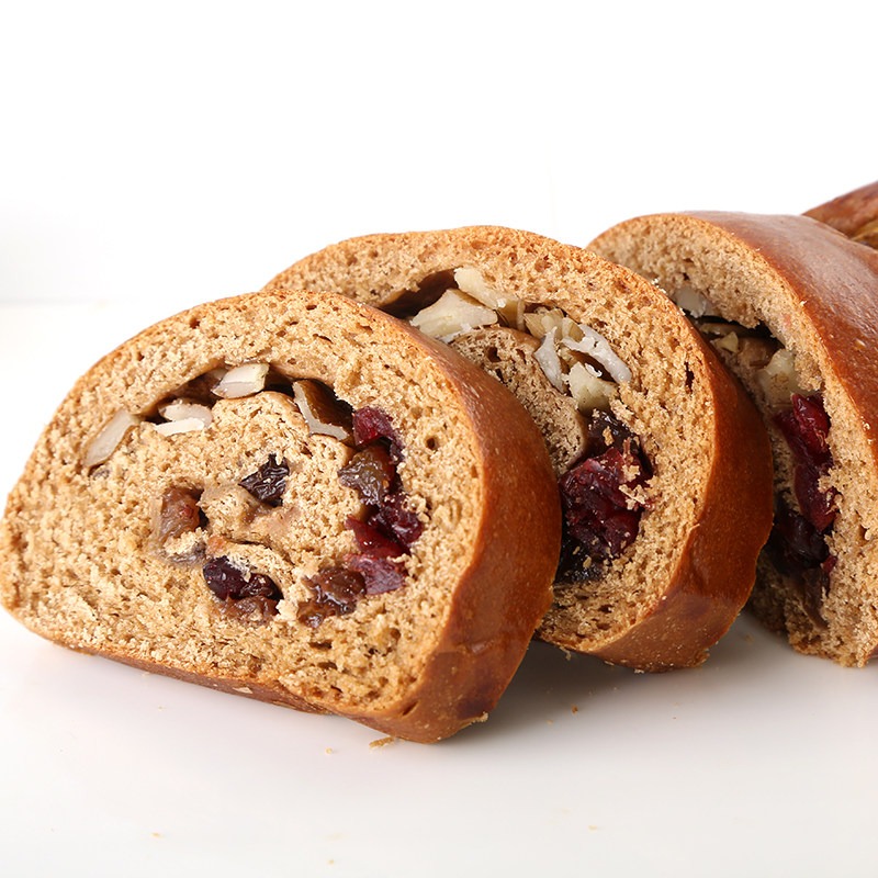 俄罗斯风味核桃仁葡萄干面包代餐粗粮糕点零食之恋传统西式糕点