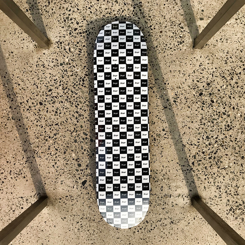 滑板板面bzyyy经典款不张扬棋盘格bzy简约玻纤滑板