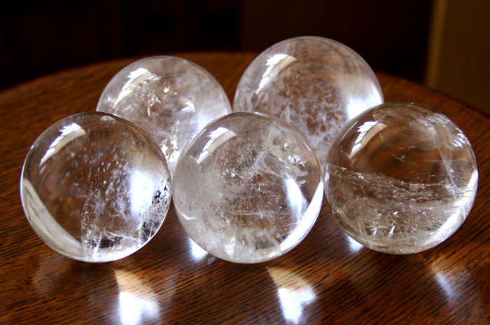 晶贵人白水水晶球原石打磨居家办公客厅水晶装饰摆件