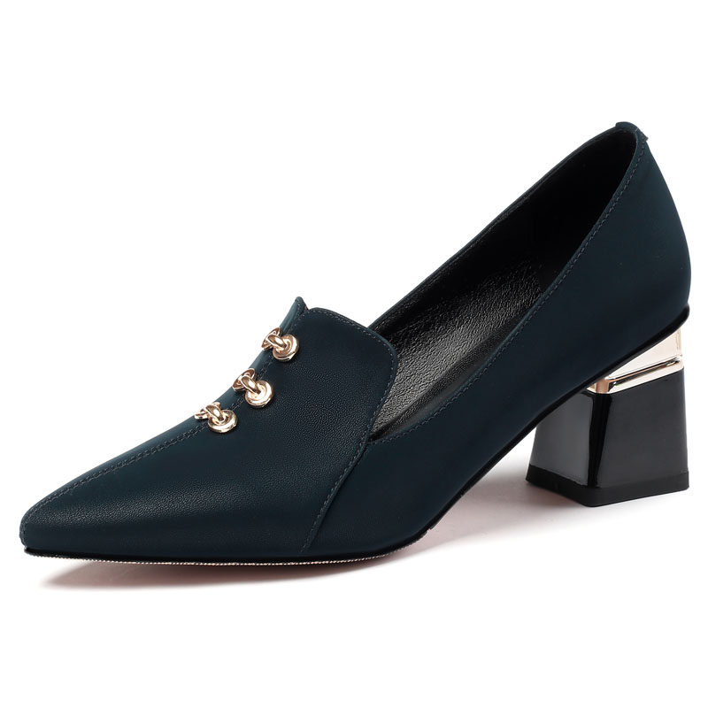 尖头时尚大码舒适百搭皮鞋粗跟女士新款高跟单单鞋