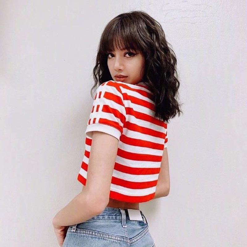 blackpinklisa同款红色条纹印花短袖恤女露脐短款t恤