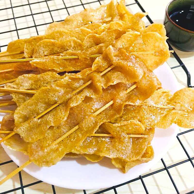 泰国如意意牌沙爹鱼串90g蜜糖鱼片鱼形片辣条即食鱼零食