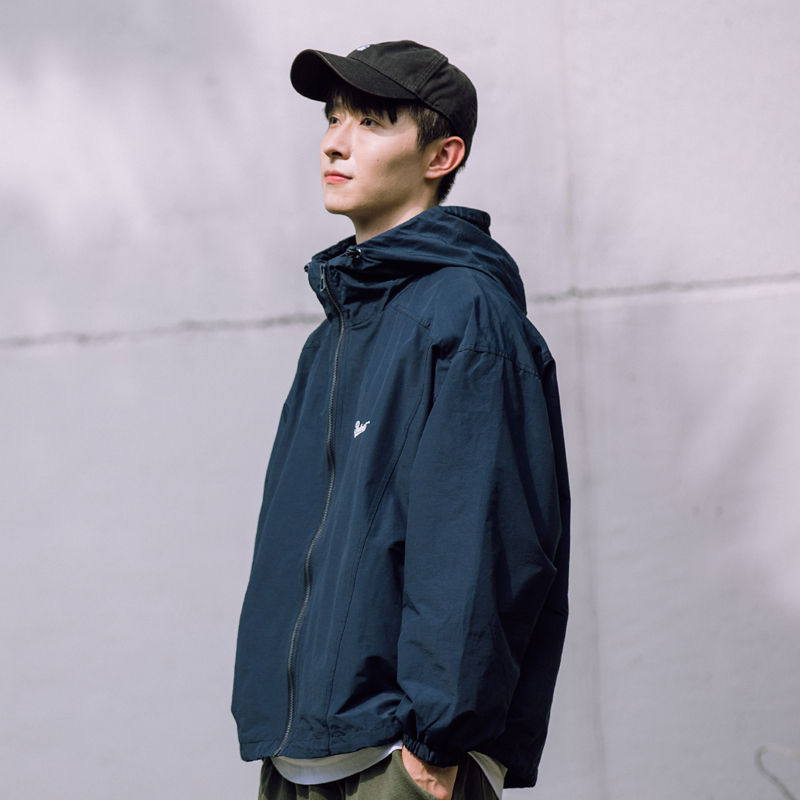 春秋季冲锋衣外套男装上衣宽松连帽夹克拉链防风薄款青年工装潮牌