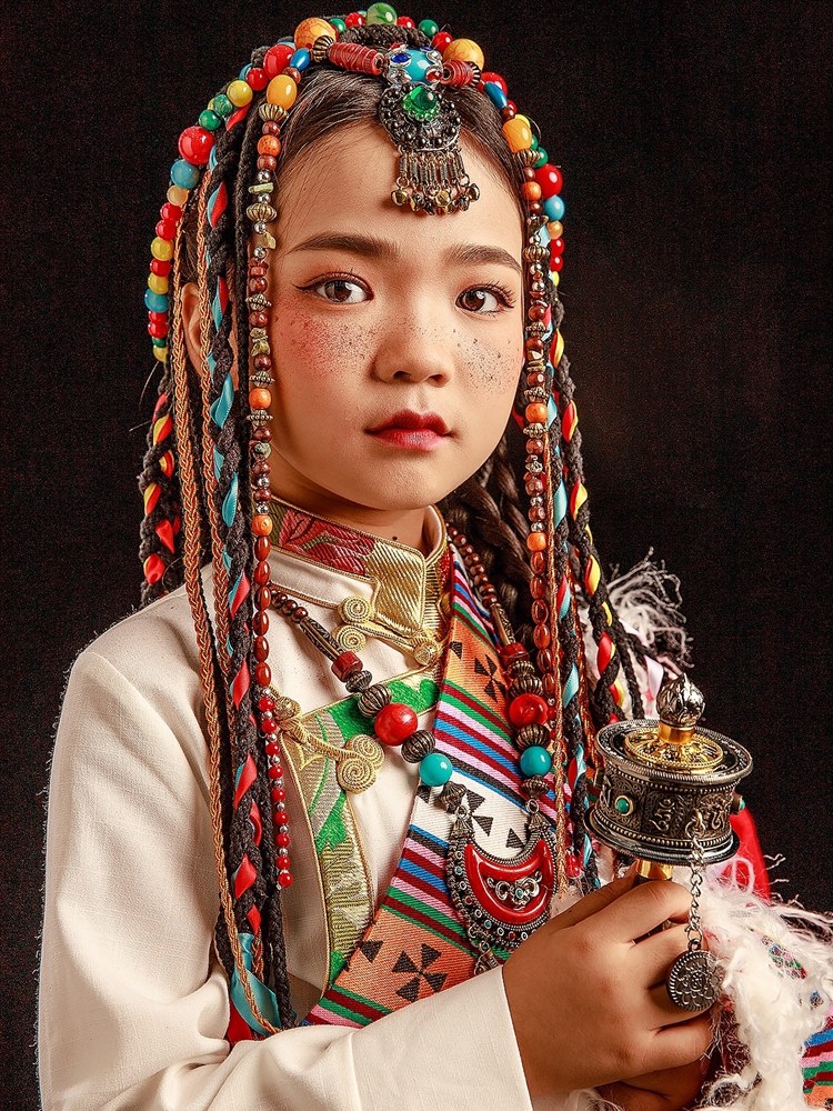 摄影藏族儿童服装少数民族中国国风网红2022年新款套装