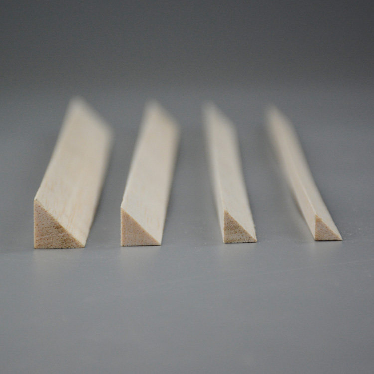 轻木三角木条 diy手工模型材料 等腰直角三角条 边长3*3mm