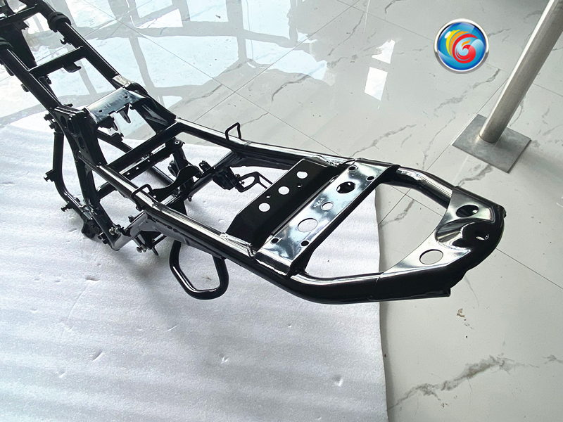 适用铃木骊驰gw250gw250a摩托车车架大梁摩托车车架