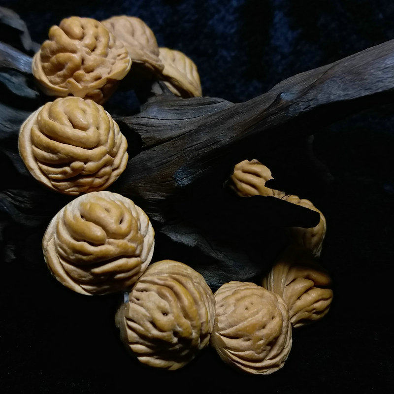 桃核秦岭品龙肚精纹爆苍龙手串疙瘩野生鱼肚佛珠