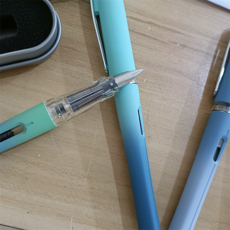 钢笔德国彩迹cj204旋转吸墨可换两用炫彩金属钢笔