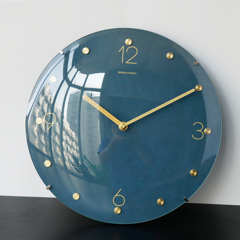 挂钟简约北欧摇摆钟表现代轻奢静音凸面玻璃挂钟