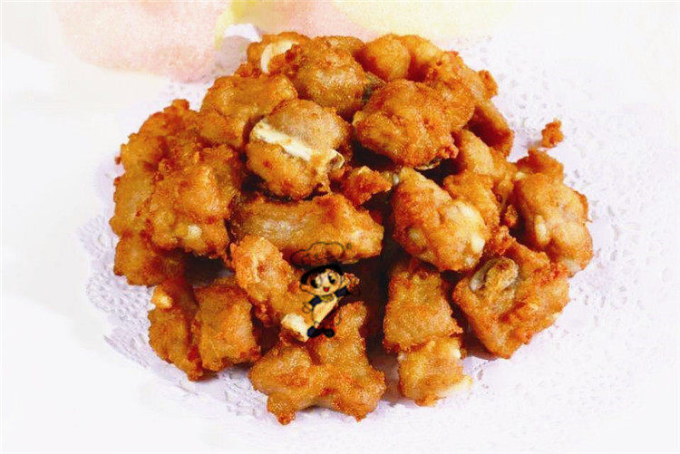 冠进酒店餐厅特色美食调料腌制蒜香脆皮骨猪猪排