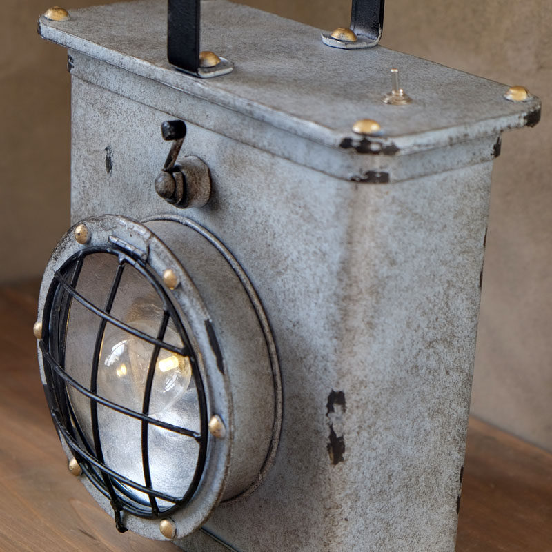 loft工矿美式乡村复古做旧创意探照灯造型个性摆件