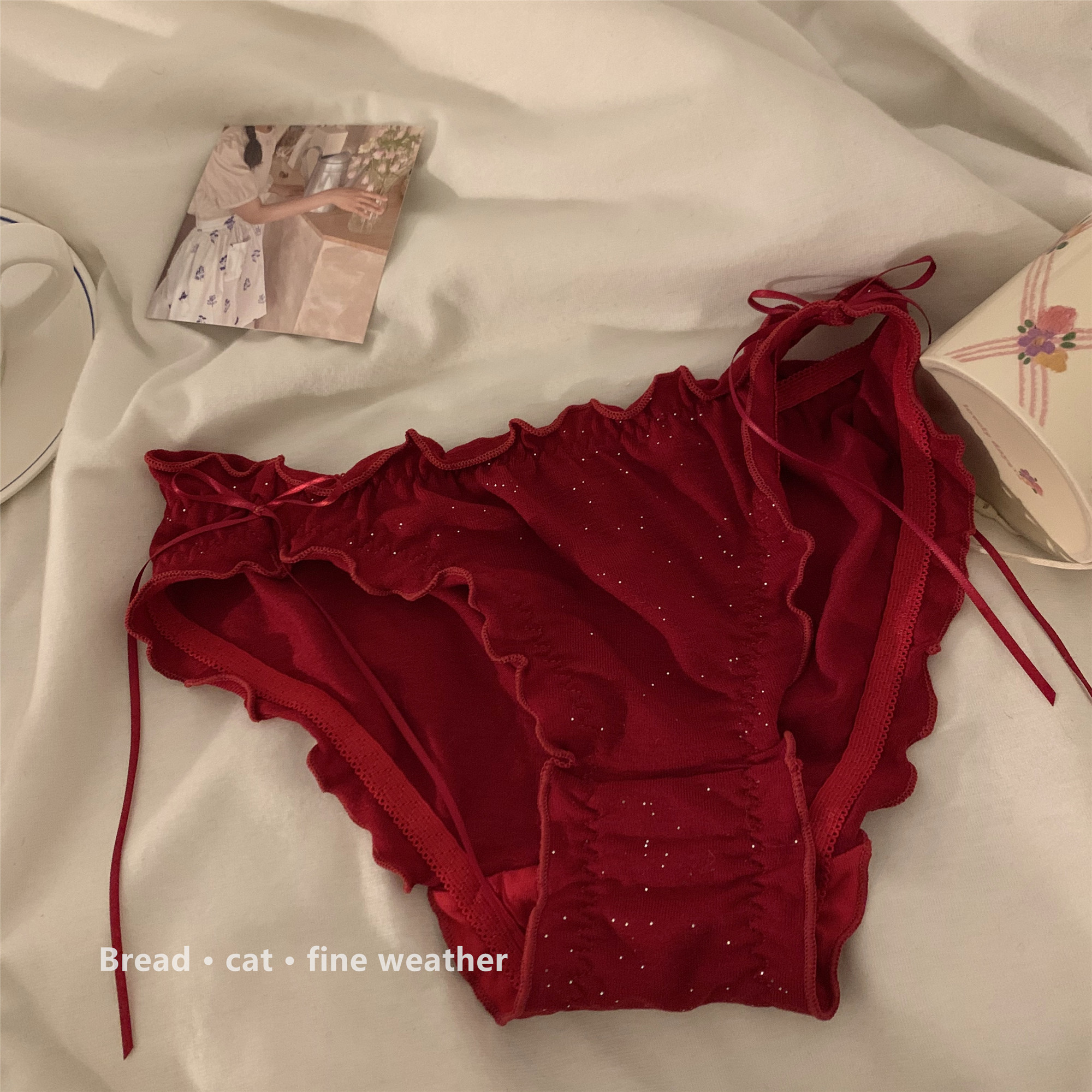 2022开门见喜星河散落繁星点缀少女本命年红色内裤女三角裤