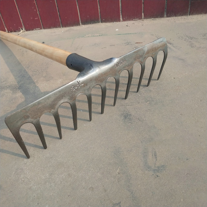 铁耙农用耙子草坪工具搂草松土树叶猪八戒铁质耙子