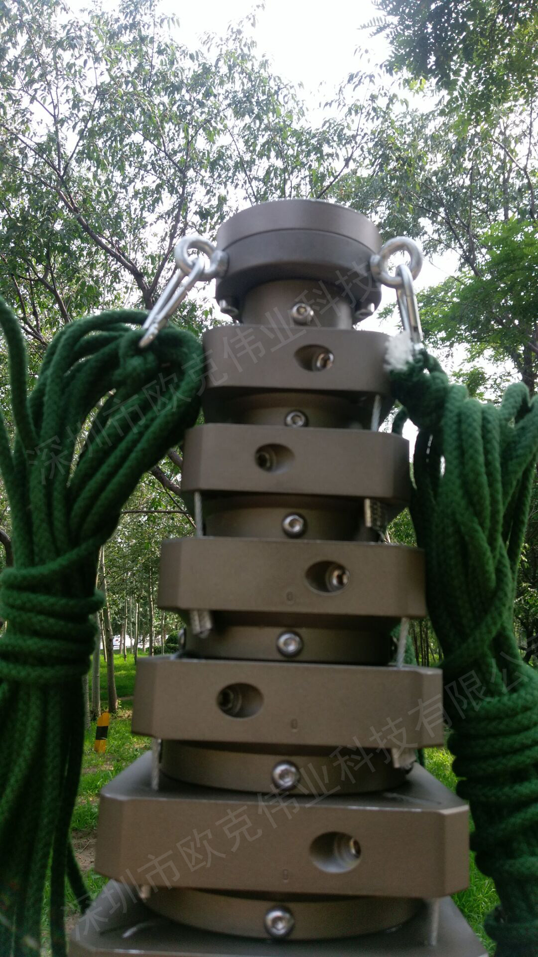 桅杆天线手动升降通讯320米照明避雷针监控8米停车场控制机