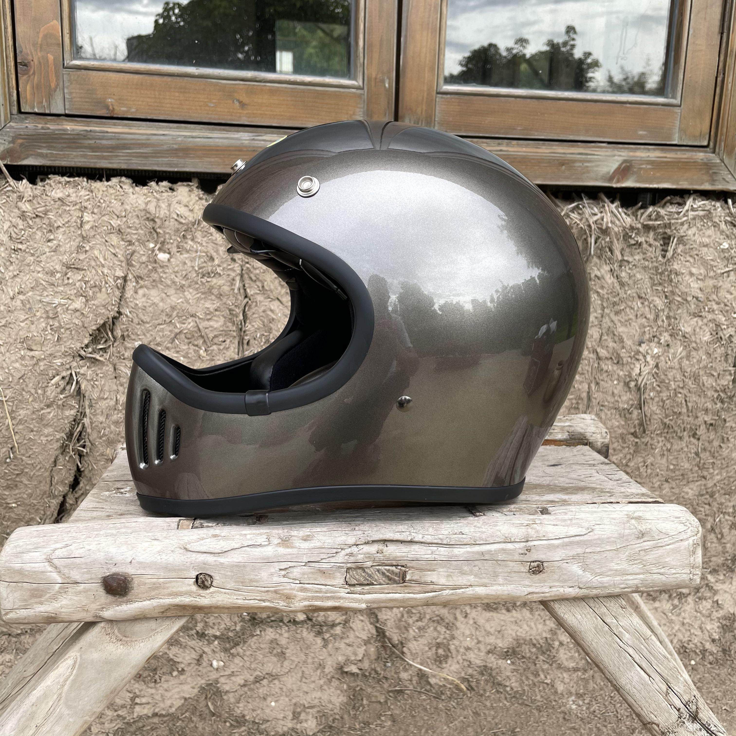 台湾制造penguin海鸟内置镜片复古古山车帽moto3摩托车头盔