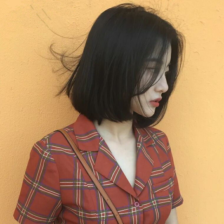 抖音网红同款假发女士短直发中分刘海bobo时尚学生自然逼真全头套