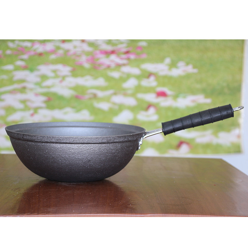 山西任家峪无涂层平底精铸铁炒锅炒勺炒瓢双耳家用电磁炉燃气通用